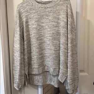 Textured balloon sleeve top